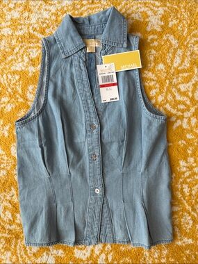 MICHAEL Michael Kors Light Blue Denim Sleeveless Button-Front Top